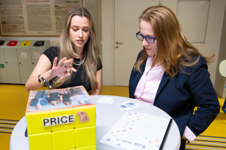 Elisabeth Haag, PH Vorarlberg und Schülerin der Hak Feldkirch